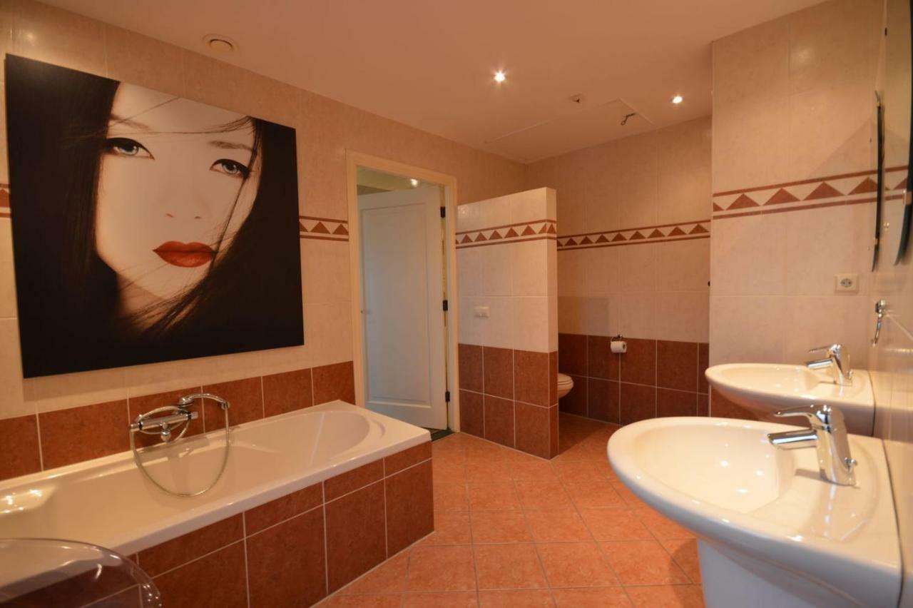 Wake Up Call Bed & Breakfast Westbroek 외부 사진